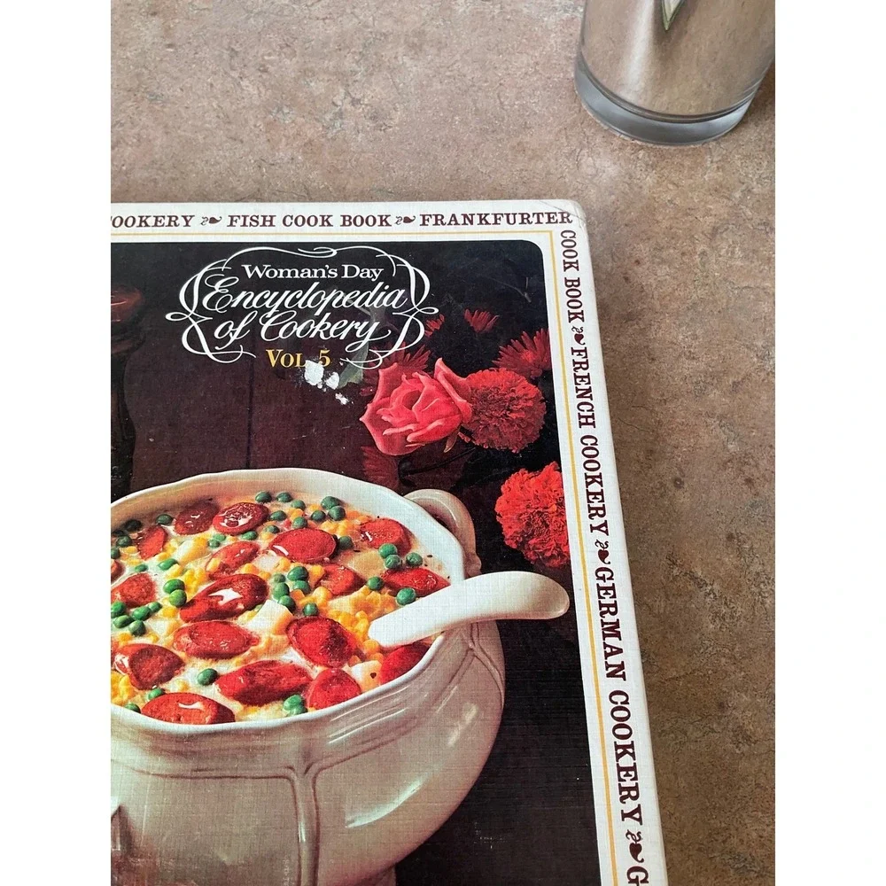 Woman's Day Encyclopedia of Cookery Volume 5 Hardcover‎ Vintage Cookbook 1966